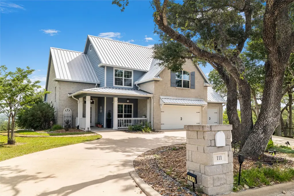111 Kathleen Avenue, La Grange