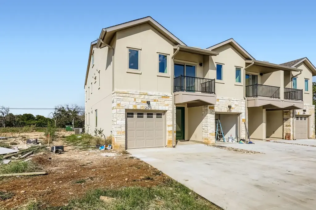 200 Tesla Circle, Austin