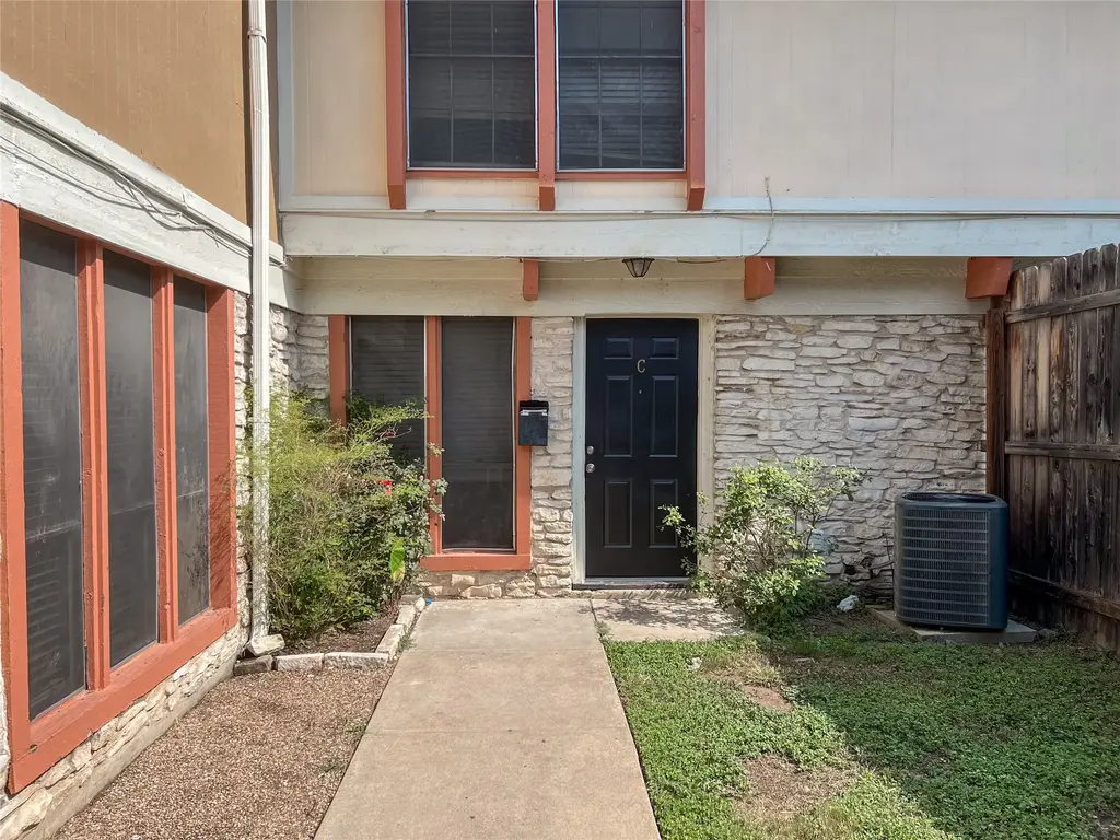 7206 Creekside Drive C, Austin