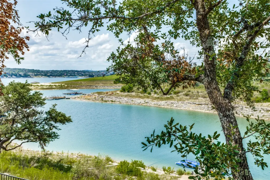 1307 Osprey Ridge Loop, Lago Vista