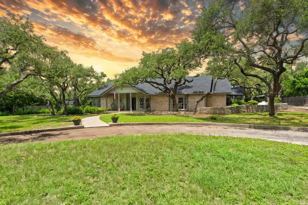 11302 Centennial Trail, Austin