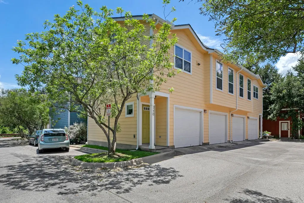 1601 Miriam Avenue 216, Austin