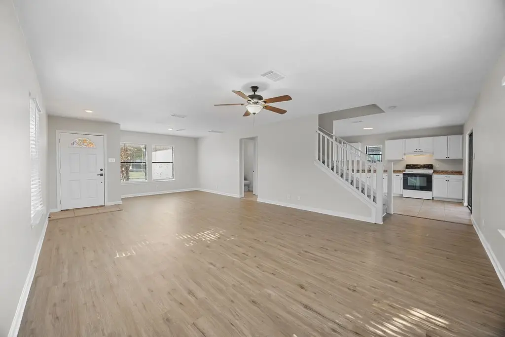 1326 Lakeside Loop, Round Rock