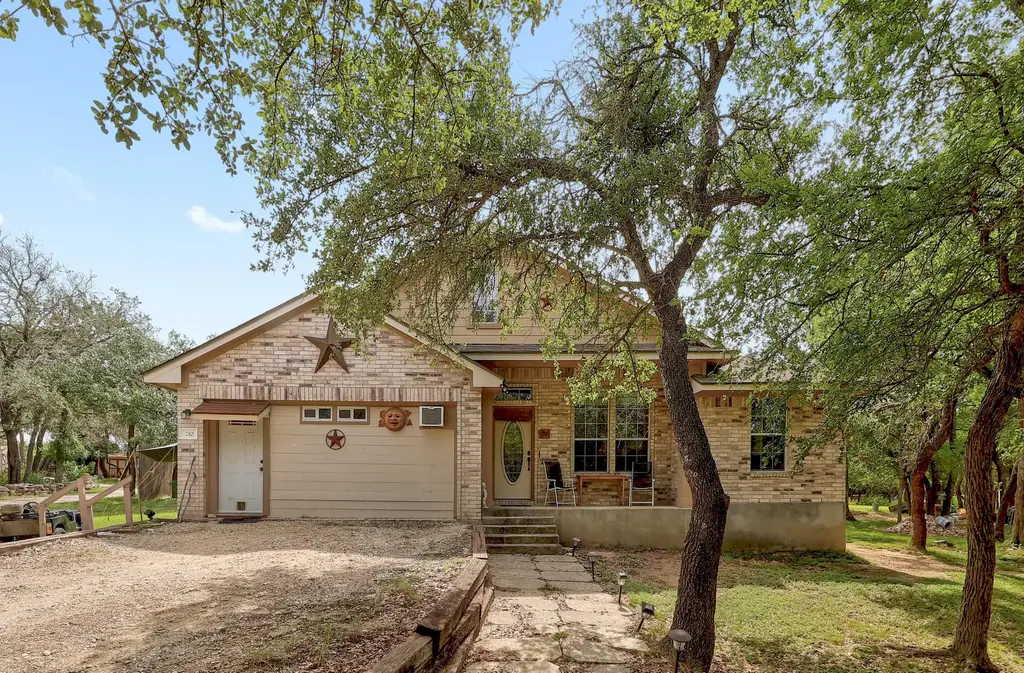 210 Buoy Circle, Georgetown