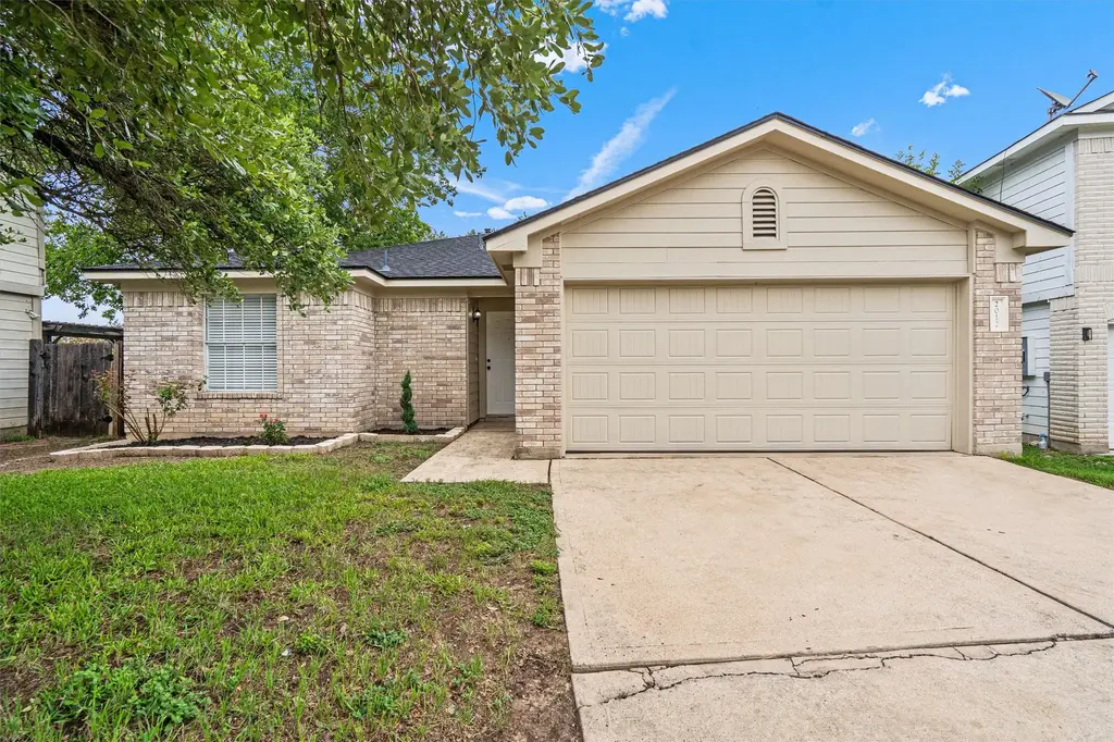 2012 Charlotte Way, Round Rock