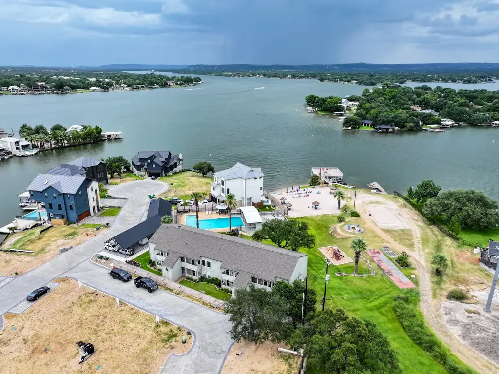 604 Highcrest Drive 722, Granite Shoals