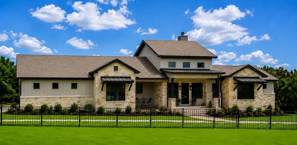 209 Burnet Oaks Drive, Burnet