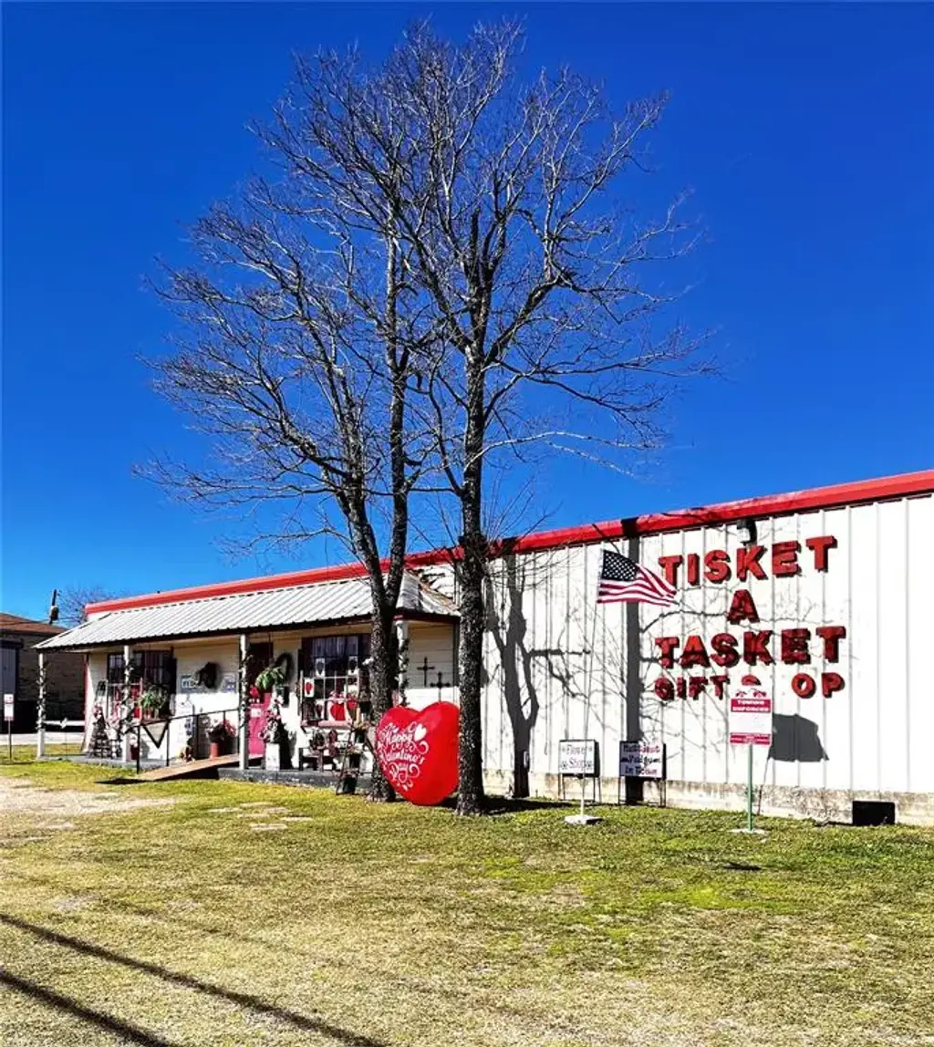 1614 W Cameron Avenue, Rockdale