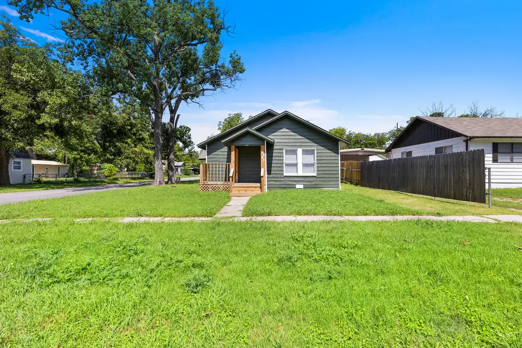 1020 S 23rd Street, Temple