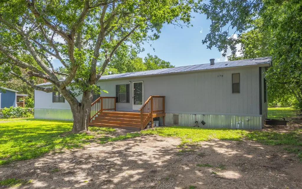 178 Quail Ridge Drive, Kyle