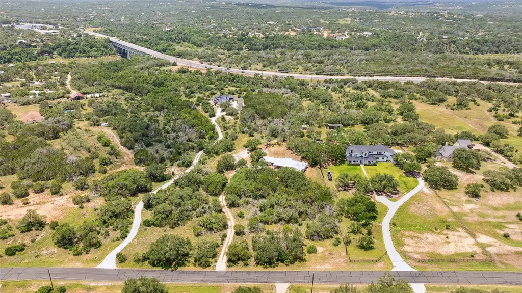 23809 Oscar Road, Spicewood