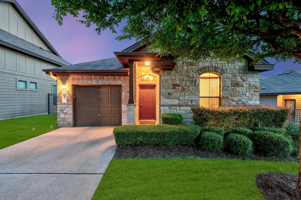 10137 Milla Circle, Austin