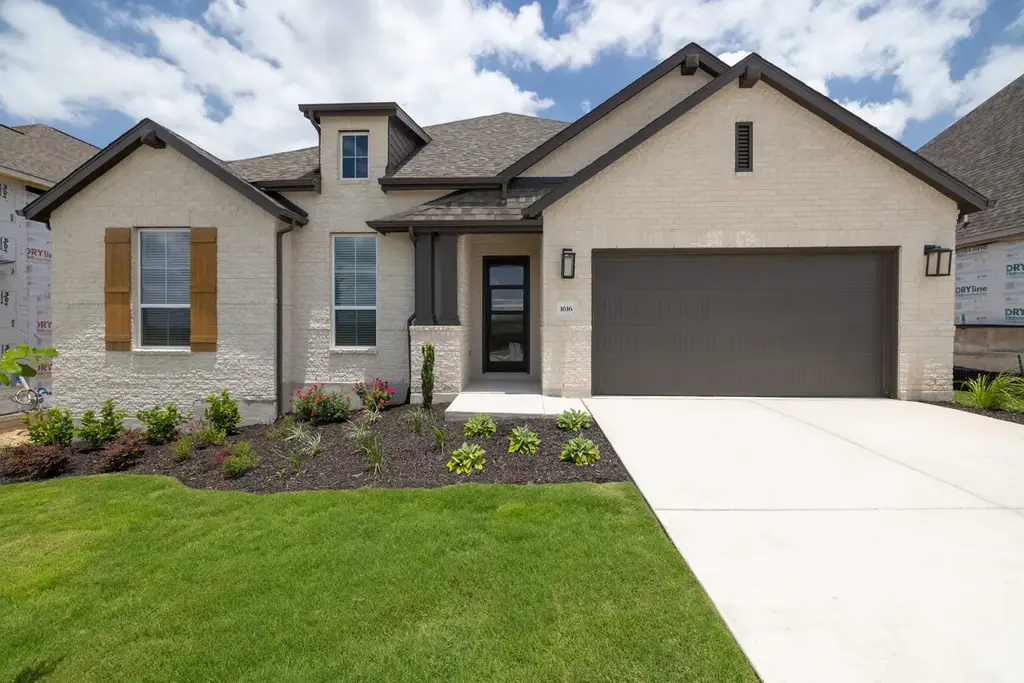 1616 Lilly Grace Bend, Leander