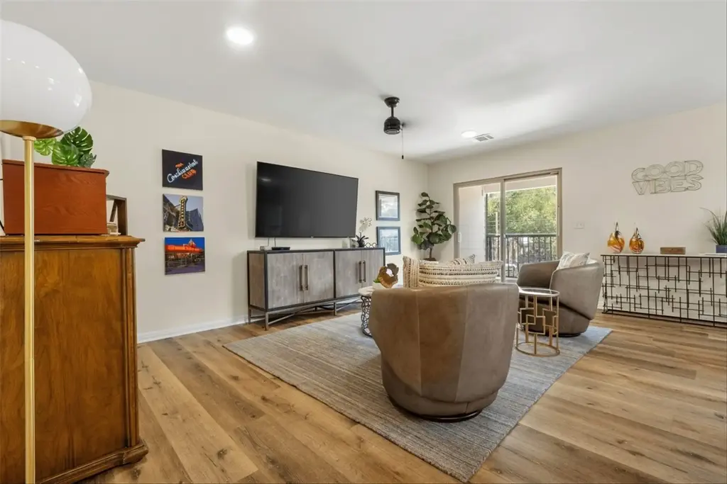 313 Mill Street 101, San Marcos