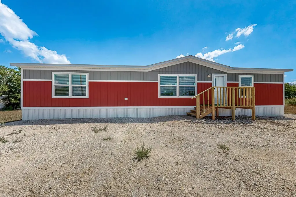 13800 Fm-107, McGregor