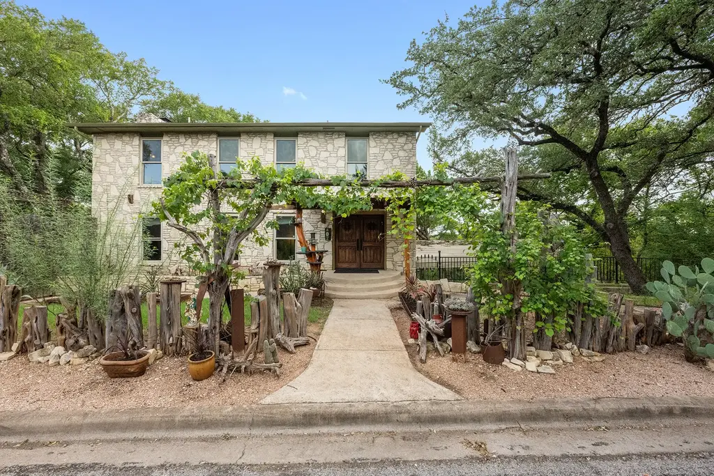 402 Bear Canyon Drive, Manchaca