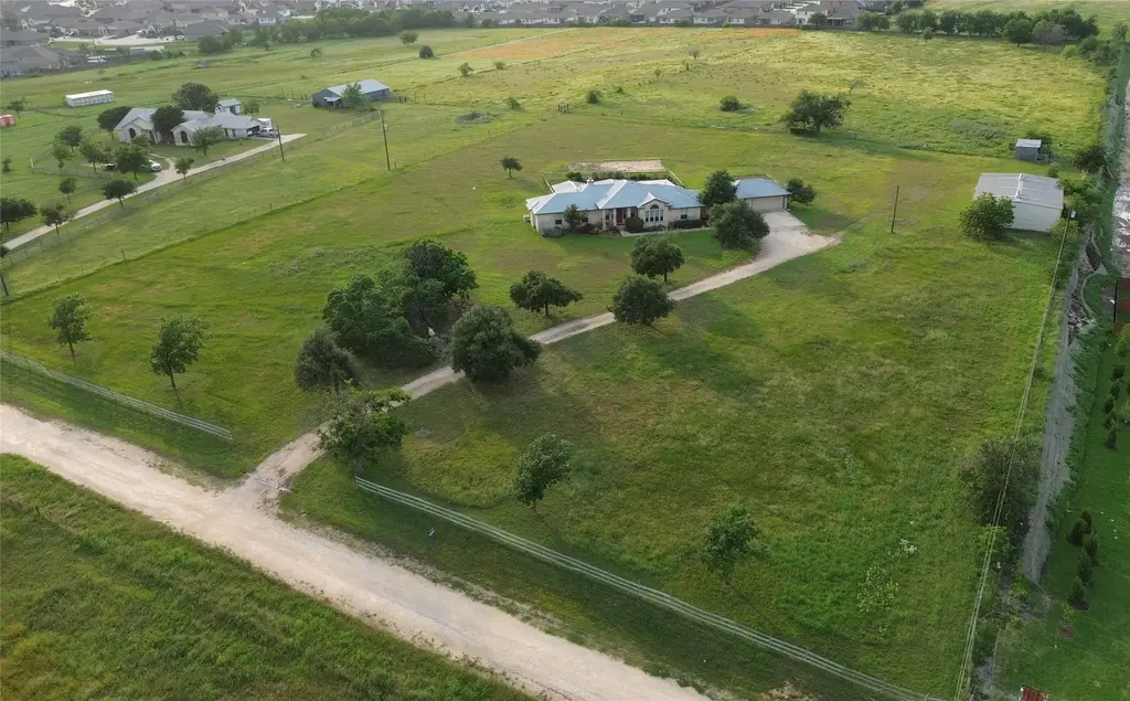 400 Hyview Lane, Hutto