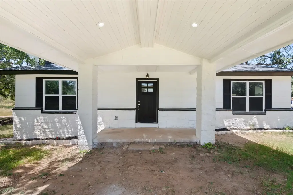 210 Highcrest Drive, Granite Shoals