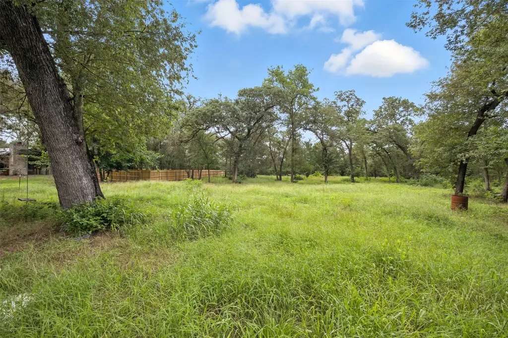 140 Rice Avenue, Bastrop