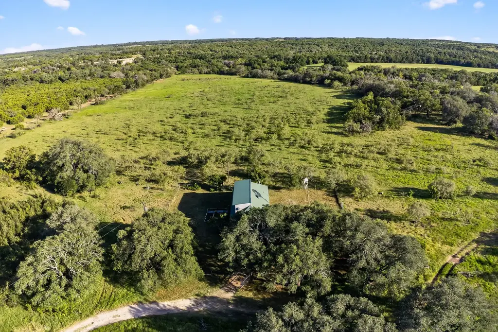 950 Ater Ranch Estate, Bertram
