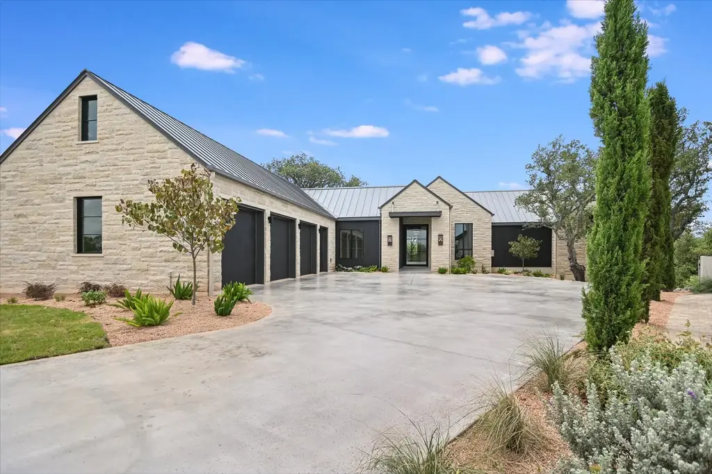 138 Coralberry, Horseshoe Bay