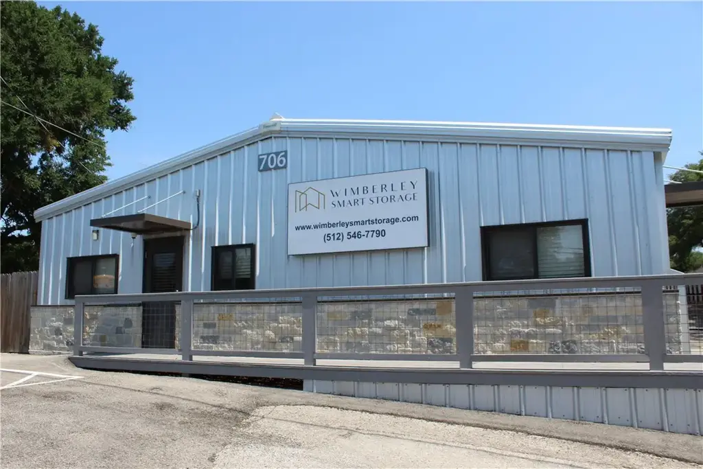 706 Fm 2325, Wimberley