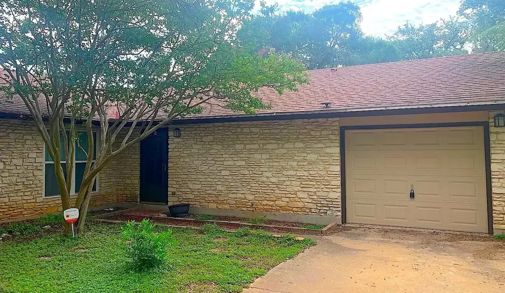11701 Bayou Bend B, Austin