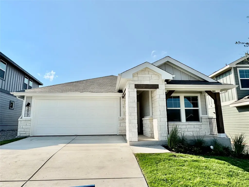 5017 Hazelnut Lane, Del Valle