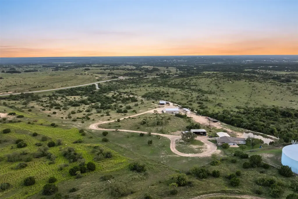 2989 Fm 580 E, Lampasas