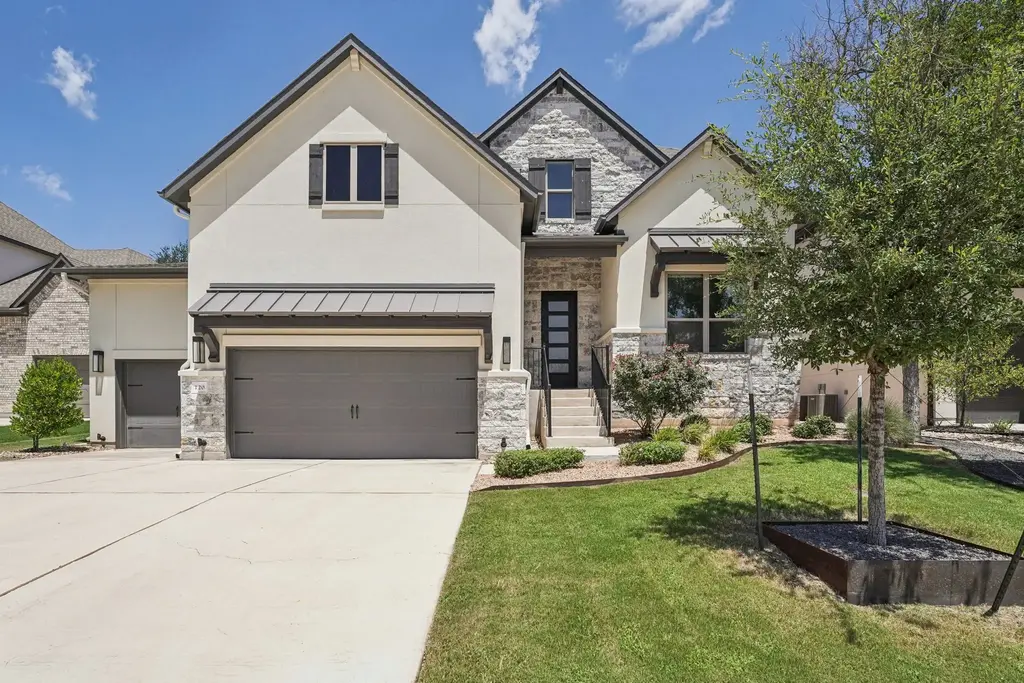 120 Hollytree Court, Georgetown