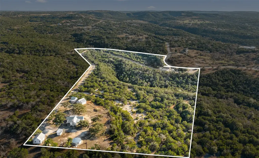 810 Kothmann Road, Dripping Springs