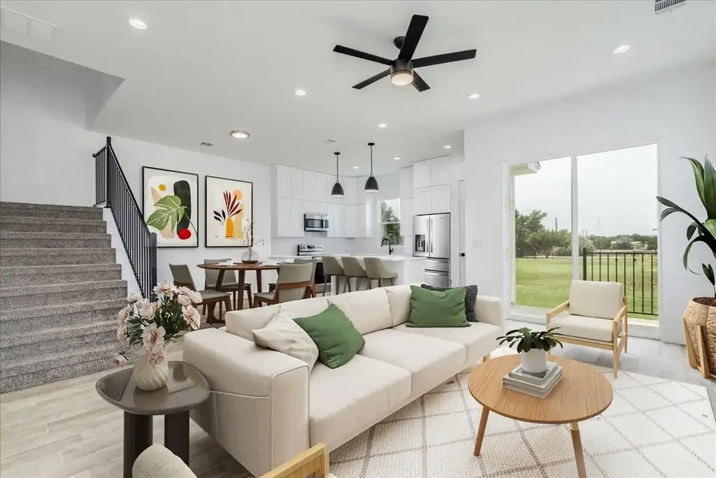 136 Lourdes Court B, Dripping Springs