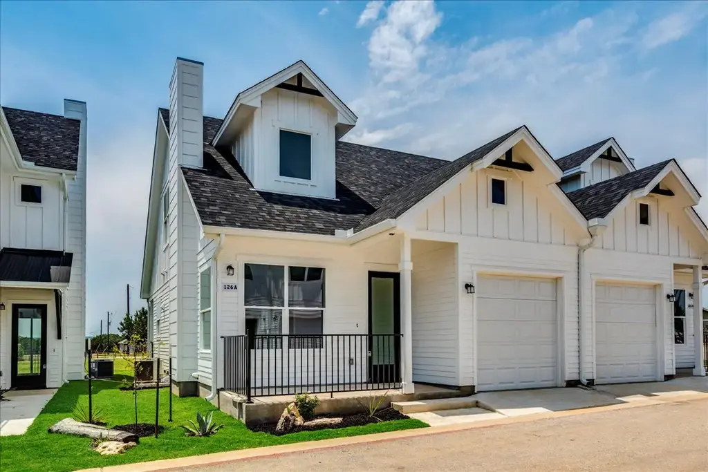 126 Lourdes Court A, Dripping Springs