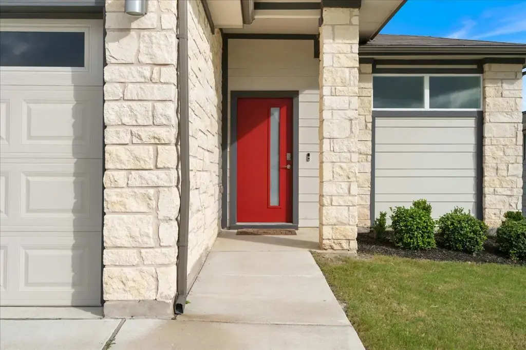 7410 Sagira Path, Austin