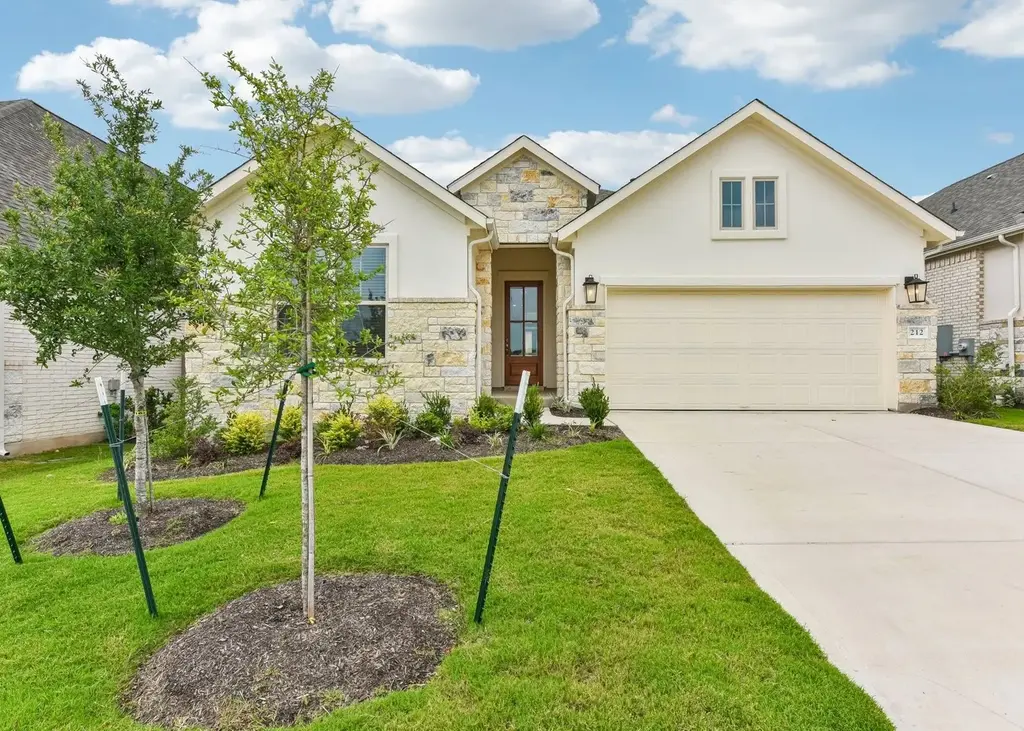 212 Royal Fern Road, Hutto