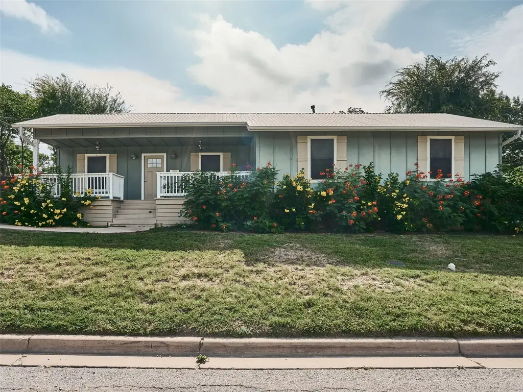 2200 E 18th Street, Austin