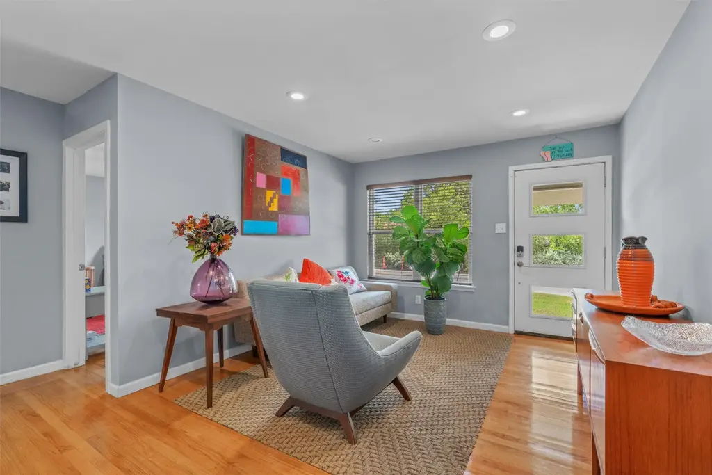 8303 Lazy Lane, Austin