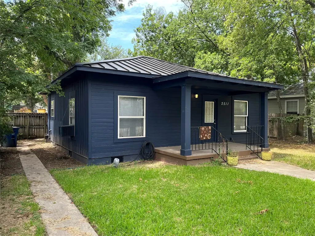 2511 E Cesar Chavez Street, Austin