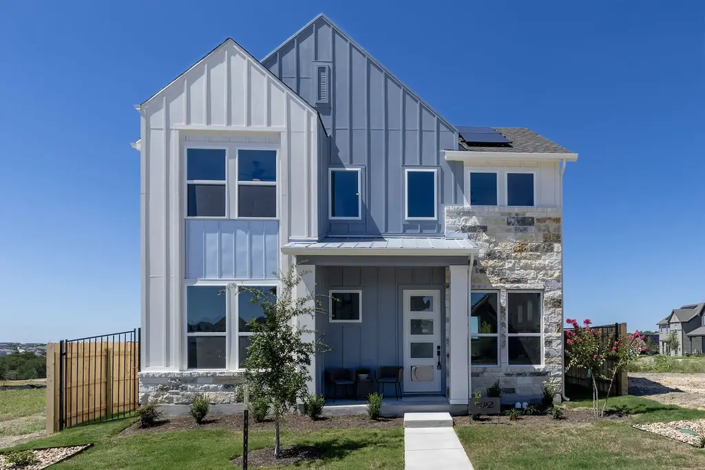 9812 Petrichor Boulevard, Manor