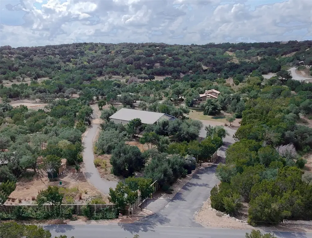 21201 Kathy Lane, Spicewood