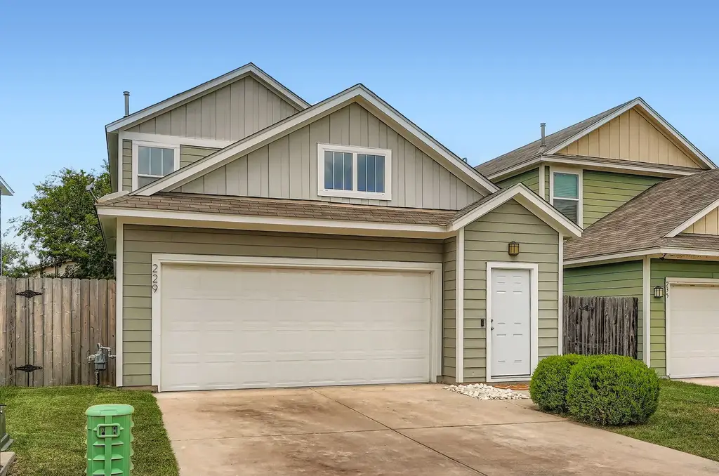 229 Ferrule Drive, Kyle