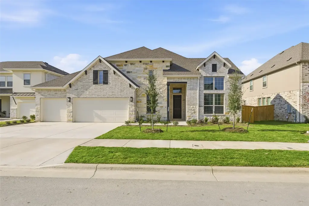 132 Rocky River Road, Georgetown