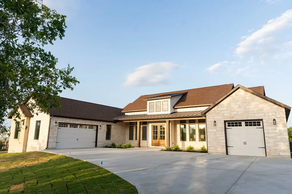 249 Moccasin Canyon, Cedar Creek