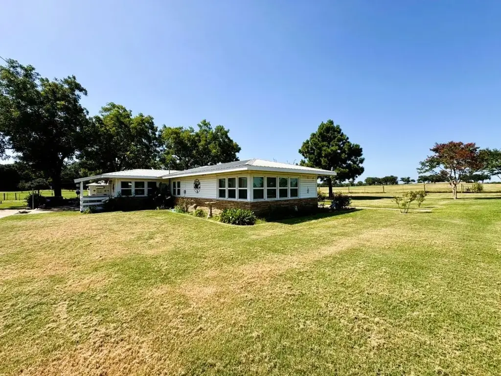 9596 W Us Highway 79, Hearne