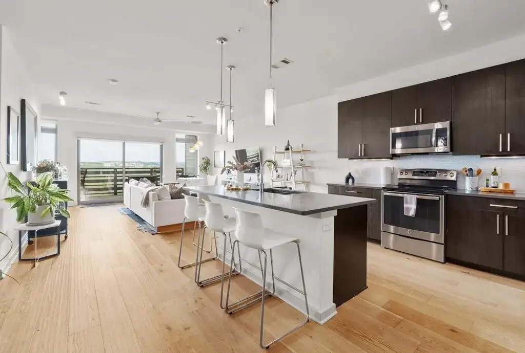 3600 S Lamar Boulevard 407, Austin