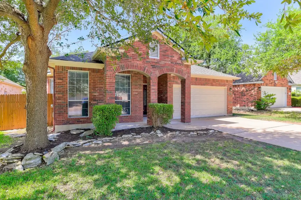 3721 Pine Needle Circle, Round Rock
