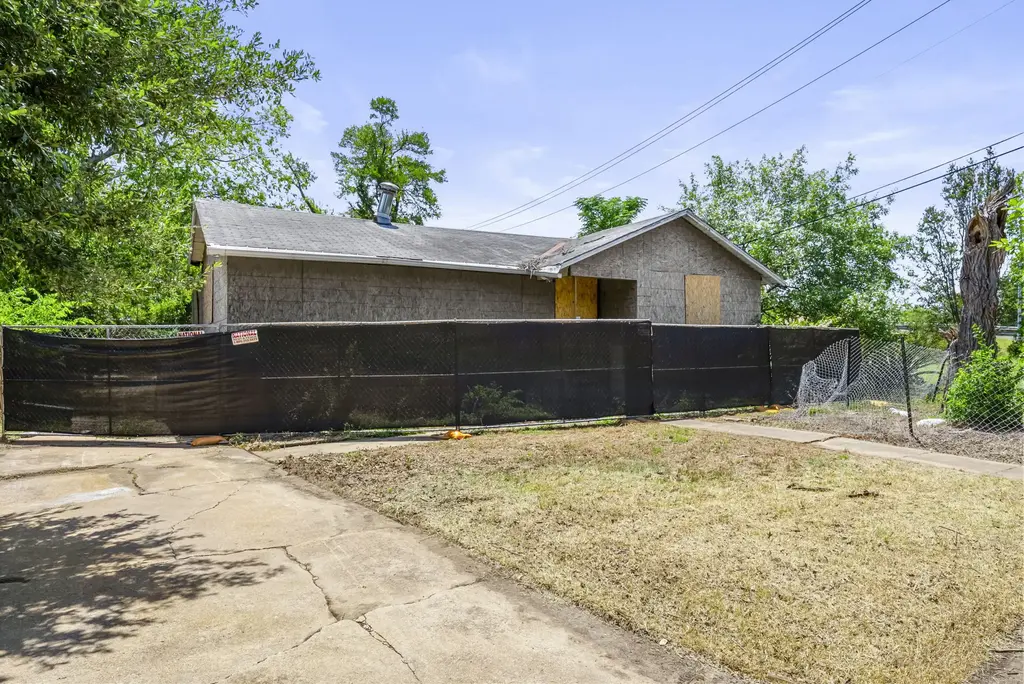 5103 Valley Oak Drive, Austin