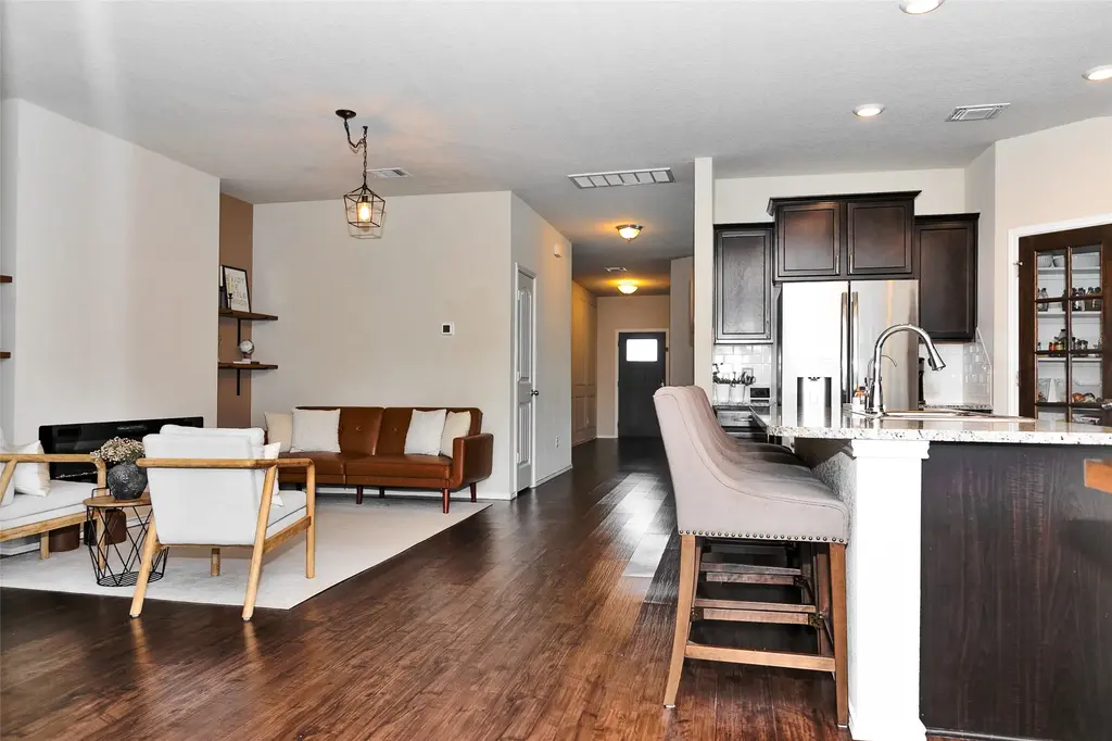 1145 Ibis Falls Loop, Jarrell