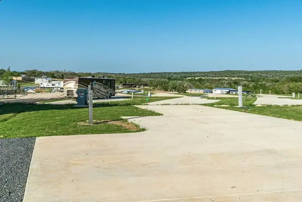 5386 Ranch Road 1376 Road 118, Fredericksburg