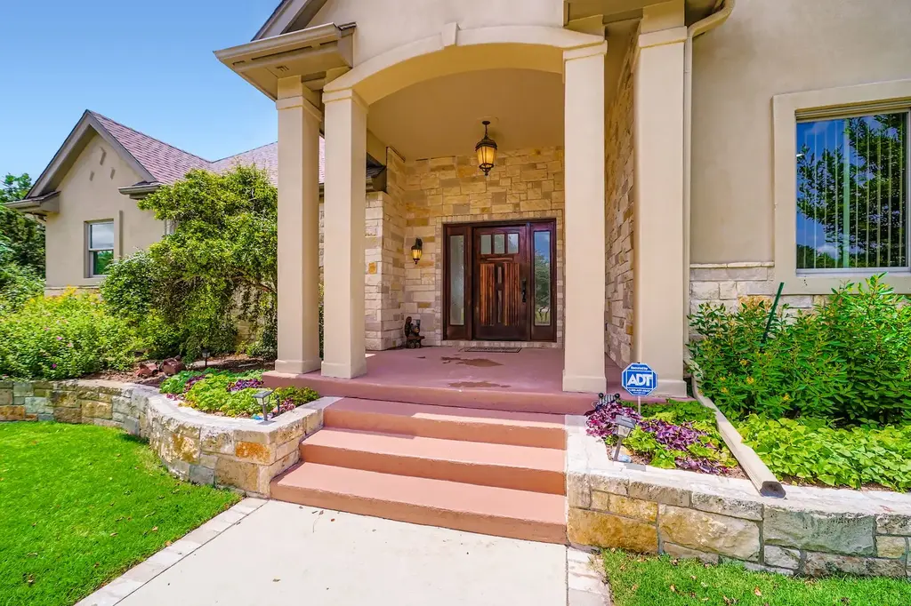 1104 Jennings Branch Road, Georgetown